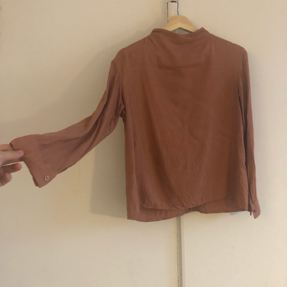 Rose colored mockneck Uniqlo top